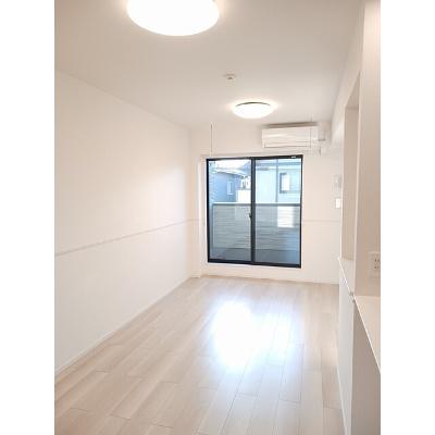 梅の木テラス 204【管理NO：1-028021001-02040】 ★家具家電は申し込み後に搬入します★ ★2026年10月上旬入居可能★の物件画像