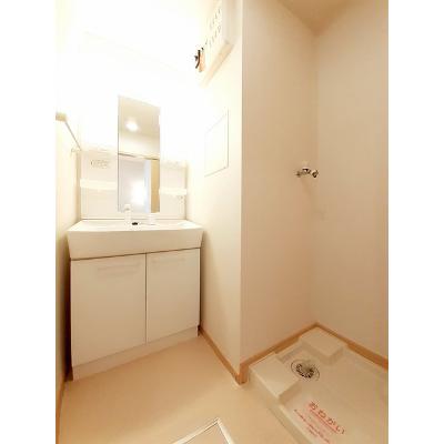 エレガント藤間　Ⅱ 201【管理NO：1-015563002-02010】 ★家具家電は申し込み後に搬入します★の物件画像