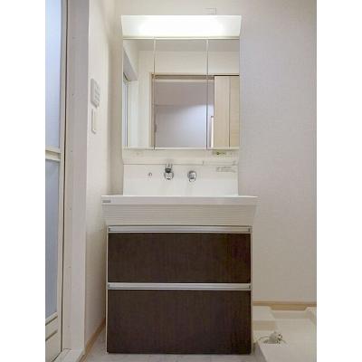 タクト 305【管理NO：1-016001801-03040】 ★家具家電は申し込み後に搬入します★の物件画像