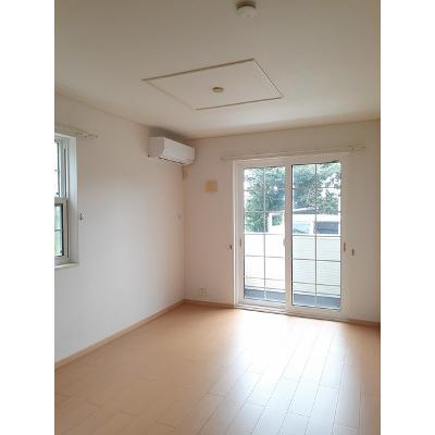 ウッディー・パレス 103【管理NO：1-016038801-01030】 ★家具家電は申し込み後に搬入します★ ★2026年10月中旬入居可能★の物件画像