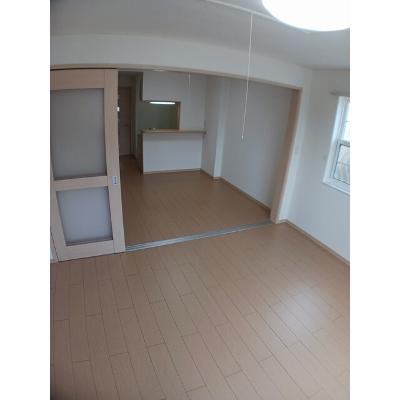 プレミール 101【管理NO：1-015849101-01010】 ★家具家電は申し込み後に搬入します 2026年09月中旬入居可能の物件画像