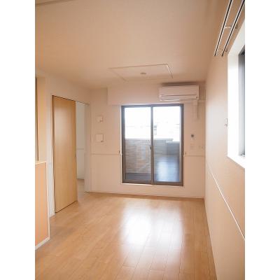 プラシード白山Ⅰ 201【管理NO：1-021094301-02010】 ★家具家電は申し込み後に搬入します★ ★2026年09月中旬入居可能★の物件画像