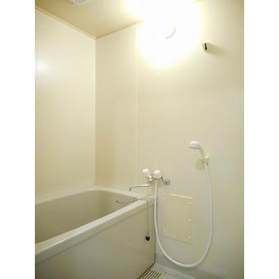 ユートピア越津 102【管理NO：1-003311701-01020】 ★家具家電は申し込み後に搬入します★ ★2026年08月下旬入居可能★の物件画像