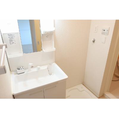 サニー・スクエア 202【管理NO：1-022780301-02020】 ★家具家電は申し込み後に搬入します★ ★2026年08月下旬入居可能★の物件画像
