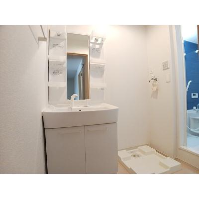 クレア 102【管理NO：1-018362601-01020】 ★家具家電は申し込み後に搬入します★の物件画像
