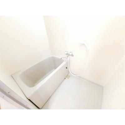 フラット長松Ｂ 203【管理NO：1-007161101-02030】 ★家具家電は申し込み後に搬入します★ ★2026年09月中旬入居可能★の物件画像