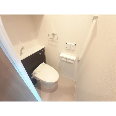 セイント野並 406【管理NO：1-026258501-04050】 ★家具家電は申し込み後に搬入します★の物件画像