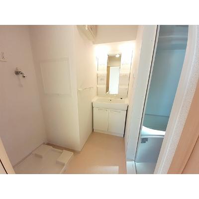 グラース 303【管理NO：1-017219401-03030】 ★家具家電は申し込み後に搬入します 2026年09月中旬入居可能の物件画像
