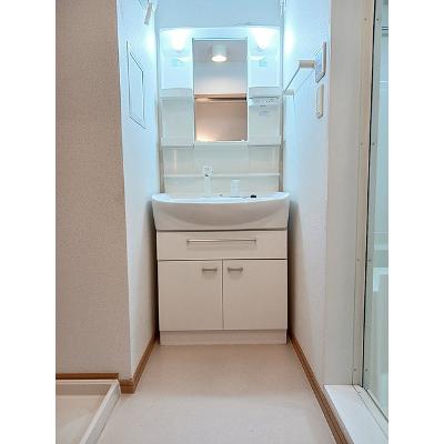 セレンディピティ 203【管理NO：1-014330101-02030】 ★家具家電は申し込み後に搬入します★ ★2026年09月中旬入居可能★の物件画像