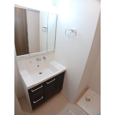 ソレイユ八条春日 302【管理NO：1-028237001-03020】 ★家具家電は申し込み後に搬入します★ ★2026年09月上旬入居可能★の物件画像