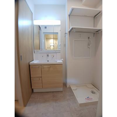 ブリリアント 301【管理NO：1-026424001-03010】 ★家具家電は申し込み後に搬入します★ ★2026年08月下旬入居可能★の物件画像