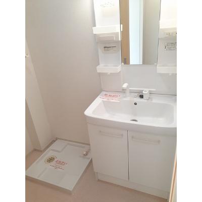 ラフェリオ１０５９ 102【管理NO：1-018801901-01020】 ★家具家電は申し込み後に搬入します★ ★2026年08月下旬入居可能★の物件画像