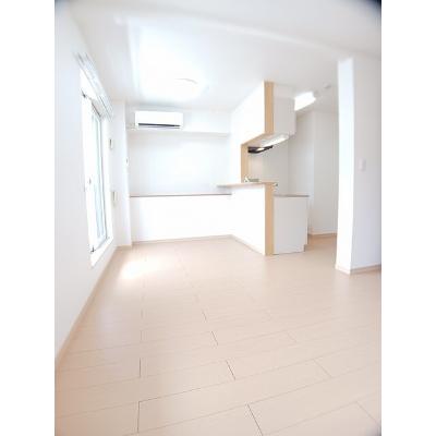 プロムナード笹部 202【管理NO：1-015544401-02020】 ★家具家電は申し込み後に搬入します★ ★2026年10月中旬入居可能★の物件画像