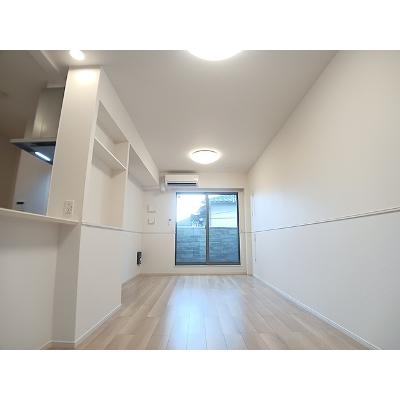 個邸昆陽 202【管理NO：1-028633201-02020】 ★家具家電は申し込み後に搬入します★の物件画像
