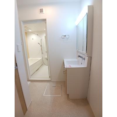 シャインⅡ 302【管理NO：1-027994501-03020】 ★家具家電は申し込み後に搬入します★の物件画像