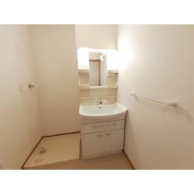 カーサヴェルデ 101【管理NO：1-014680101-01010】 ★家具家電は申し込み後に搬入します★ ★2026年09月中旬入居可能★の物件画像