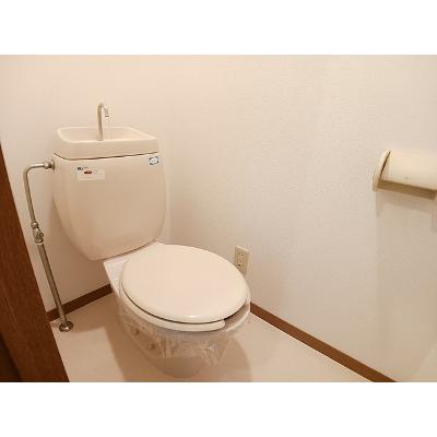 ハイツ渚 202【管理NO：1-005450701-02020】 ★家具家電は申し込み後に搬入します★の物件画像