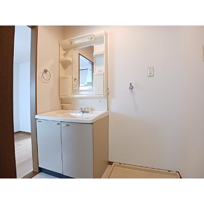 ハイツ渚 202【管理NO：1-005450701-02020】 ★家具家電は申し込み後に搬入します★の物件画像