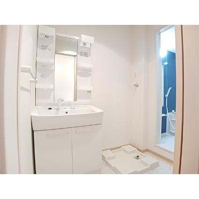 グラン　アウローラⅠ 102【管理NO：1-015721601-01020】 ★家具家電は申し込み後に搬入します★の物件画像