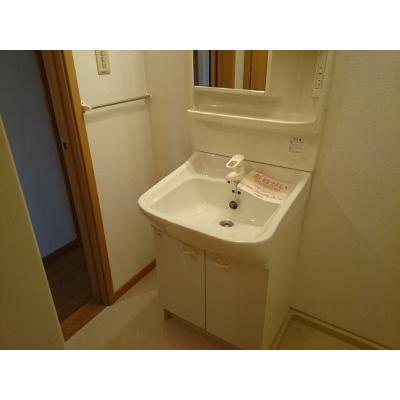 ヴィアーレ２ 102【管理NO：1-011472201-01020】 ★家具家電は申し込み後に搬入します★ ★2026年09月中旬入居可能★の物件画像