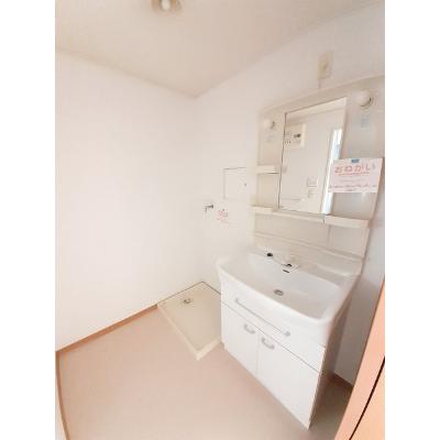 ウインターワルツＢ 201【管理NO：1-014661202-02010】 ★家具家電は申し込み後に搬入します★ ★2026年09月下旬入居可能★の物件画像