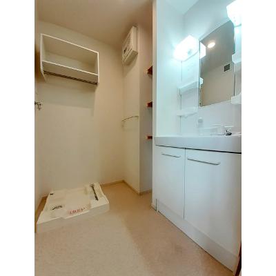 カーサ　コルディアーレ　Ａ 101【管理NO：1-021414501-01010】 ★家具家電は申し込み後に搬入します★の物件画像