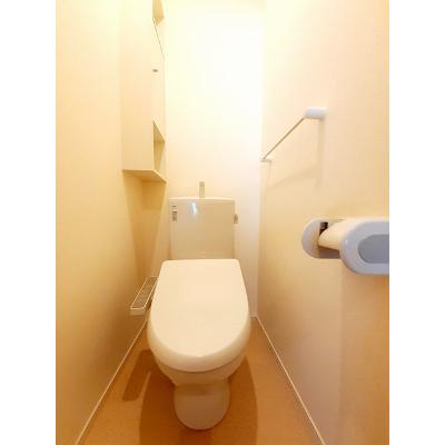 アジュール 102【管理NO：1-022412301-01020】 ★家具家電は申し込み後に搬入します★の物件画像