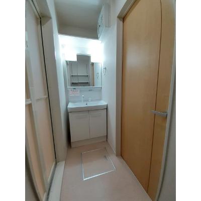 ピーコック　Ⅲ 203【管理NO：1-023175003-02030】 ★家具家電は申し込み後に搬入します★ ★2026年09月下旬入居可能★の物件画像