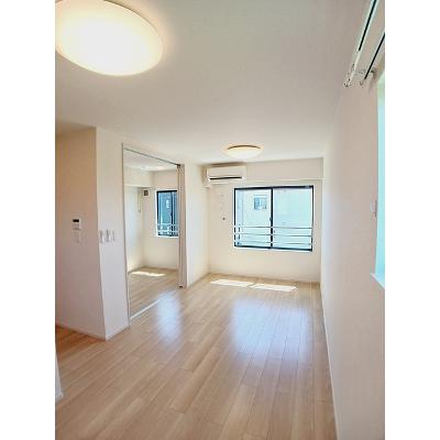ヴィラ・ウエスト 203【管理NO：1-027947701-02030】 ★家具家電は申し込み後に搬入します★の物件画像
