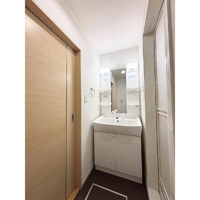 エメラルド　シオン　Ａ 202【管理NO：1-018170101-02020】 ★家具家電は申し込み後に搬入します★の物件画像