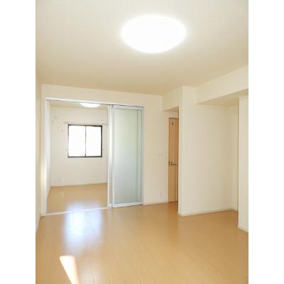 フローリッシュ 101【管理NO：1-018065601-01010】 ★家具家電は申し込み後に搬入します★ ★2026年09月中旬入居可能★の物件画像