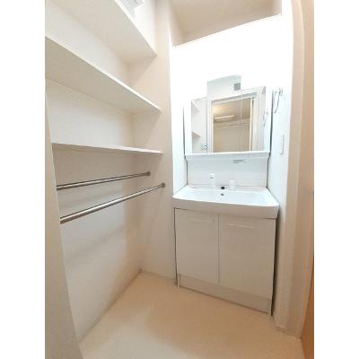 カーサ・ソレイユ 102【管理NO：1-024561501-01020】 ★家具家電は申し込み後に搬入します★ ★2026年11月上旬入居可能★の物件画像