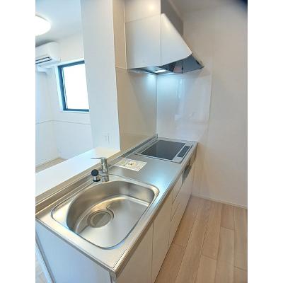ホワイト　フォックス　Ⅱ 202【管理NO：1-028349202-02020】 ★家具家電は申し込み後に搬入します★の物件画像