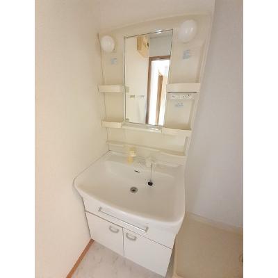 ラ・ファミーユＥ 104【管理NO：1-014411905-01040】 ★家具家電は申し込み後に搬入します★ ★2026年08月下旬入居可能★の物件画像