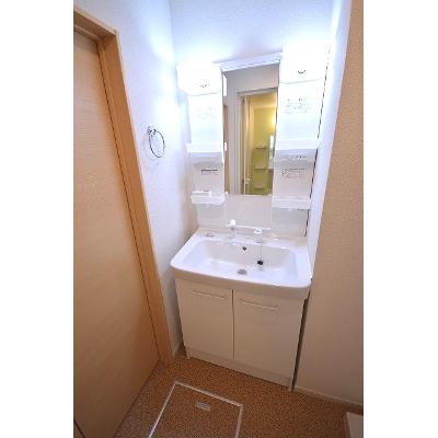 サンライズ・ゼファー 306【管理NO：1-020547801-03060】 ★家具家電は申し込み後に搬入します★ ★2026年08月中旬入居可能★の物件画像
