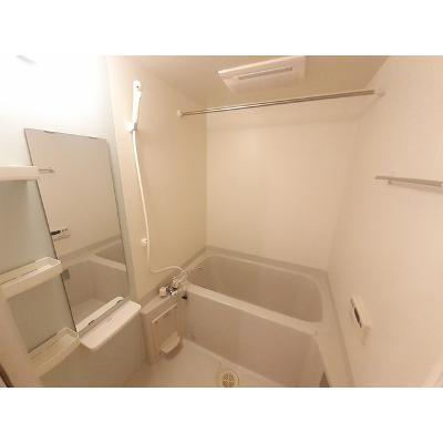 グラシュ・プレーヌⅦ　Ｃ 204【管理NO：1-014517803-02040】 ★家具家電は申し込み後に搬入します★の物件画像