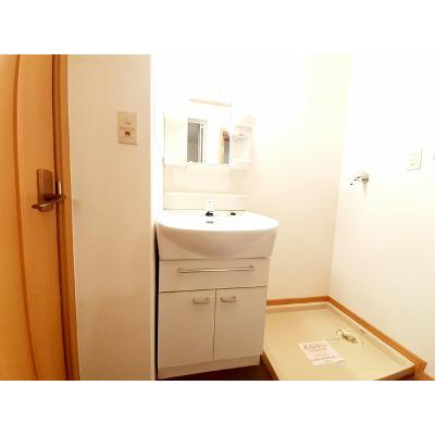 ラフィネＢ 202【管理NO：1-012647902-02020】 ★家具家電は申し込み後に搬入します★ ★2026年09月上旬入居可能★の物件画像