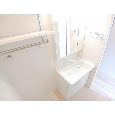 ヒカルサ佐世保広田 102【管理NO：1-027980301-01020】 ★家具家電は申し込み後に搬入します★の物件画像
