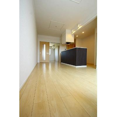 プラシード 202【管理NO：1-023401801-02020】 ★家具家電は申し込み後に搬入します★ ★2026年08月中旬入居可能★の物件画像