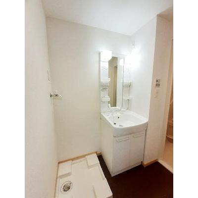 アルバルーチェ 201【管理NO：1-015452701-02010】 ★家具家電は申し込み後に搬入します★ ★2026年09月中旬入居可能★の物件画像