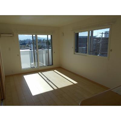 フーレビラ 401【管理NO：1-017557201-04010】 ★家具家電は申し込み後に搬入します★ ★2026年08月下旬入居可能★の物件画像