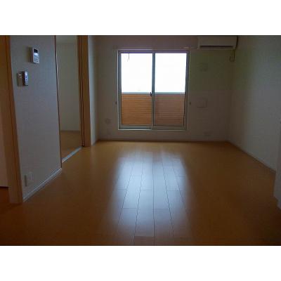 プラシード 203【管理NO：1-018645101-02030】 ★家具家電は申し込み後に搬入します★ ★2026年08月中旬入居可能★の物件画像
