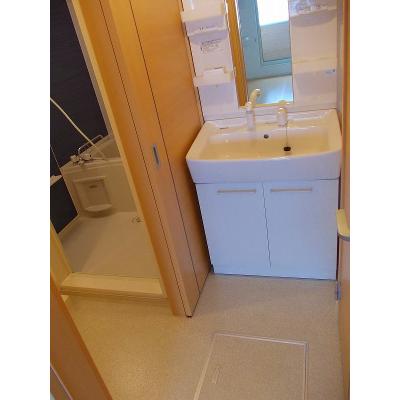 プラシード 203【管理NO：1-018645101-02030】 ★家具家電は申し込み後に搬入します★ ★2026年08月中旬入居可能★の物件画像