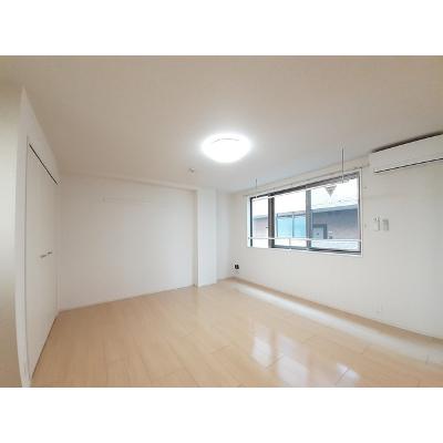 ラ・メゾン 304【管理NO：1-022908801-03040】 ★家具家電は申し込み後に搬入します★ ★2026年10月中旬入居可能★の物件画像