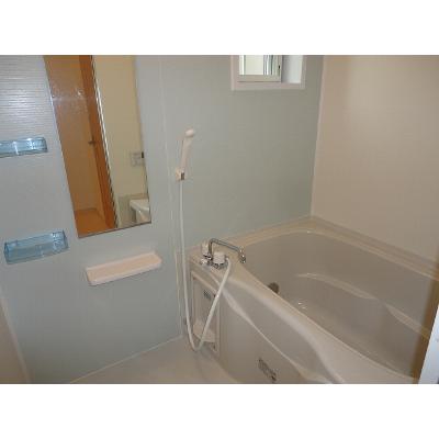 Ｍ　ｔｈｒｅｅ 102【管理NO：1-018692801-01020】 ★家具家電は申し込み後に搬入します★ ★2026年10月上旬入居可能★の物件画像