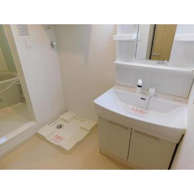 サーフサイドテラス 102【管理NO：1-022275401-01020】 ★家具家電は申し込み後に搬入します★ ★2026年10月中旬入居可能★の物件画像