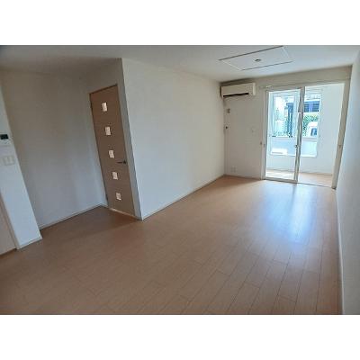 エテルノ・ソーレ 101【管理NO：1-020844801-01010】 ★家具家電は申し込み後に搬入します★の物件画像