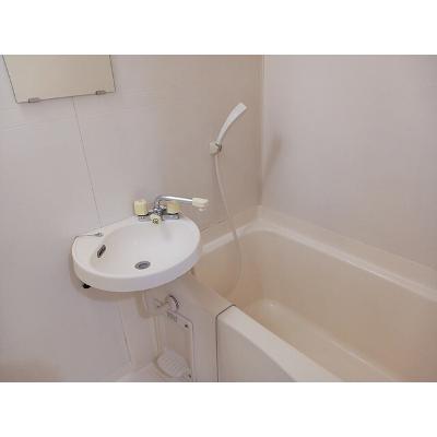 エクセレントヒデＢ 102【管理NO：1-007263701-01020】 ★家具家電は申し込み後に搬入します★ ★2026年09月下旬入居可能★の物件画像