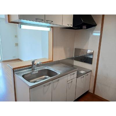 フレーズⅤ 101【管理NO：1-013576101-01010】 ★家具家電は申し込み後に搬入します★の物件画像