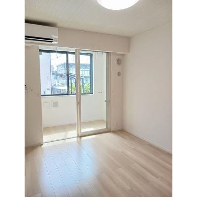 オネスティ 102【管理NO：1-027482001-01020】 ★家具家電は申し込み後に搬入します★の物件画像